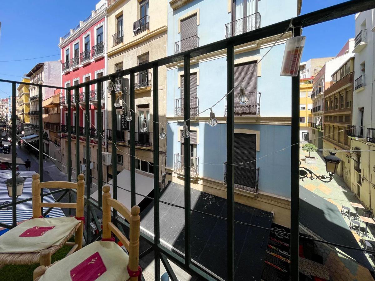 אליקאנטה Apartamento Con Mucho Encanto En Pleno Centro מראה חיצוני תמונה